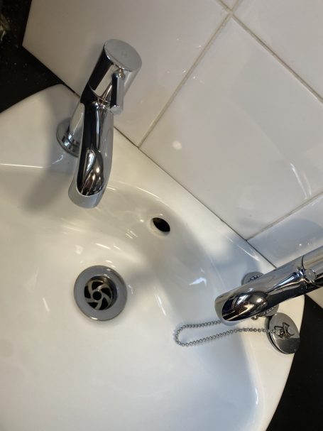 Bathroom - clean sink 1